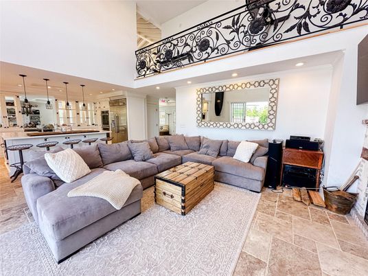Interior, Kitchen, Living room, Pendant Lights, Recessed Lighting