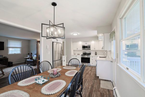 Dining room, Interior, Kitchen, Pendant Lights, Stainless Steel Appliances, Wood Texture Flooring