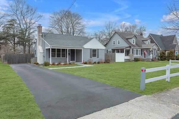 Backyard, Exterior, Facade, Cape Cod