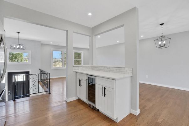 Interior, Pendant Lights, Recessed Lighting, Wood Texture Flooring
