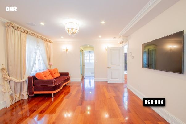 Chandelier, Interior, Recessed Lighting, Wood Texture Flooring