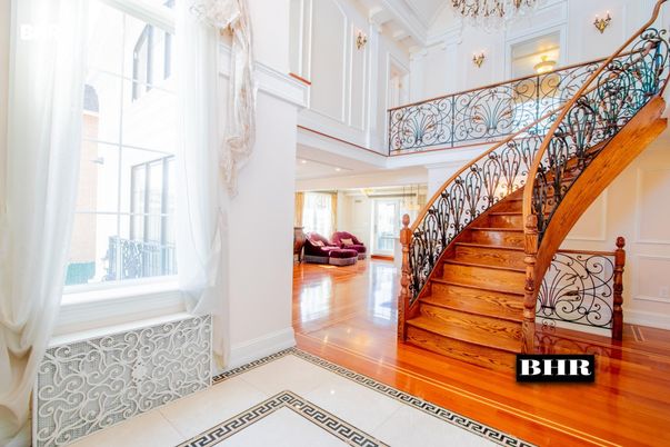 Chandelier, Interior, Wood Texture Flooring
