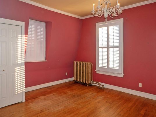 Chandelier, Empty room, Interior, Wood Texture Flooring