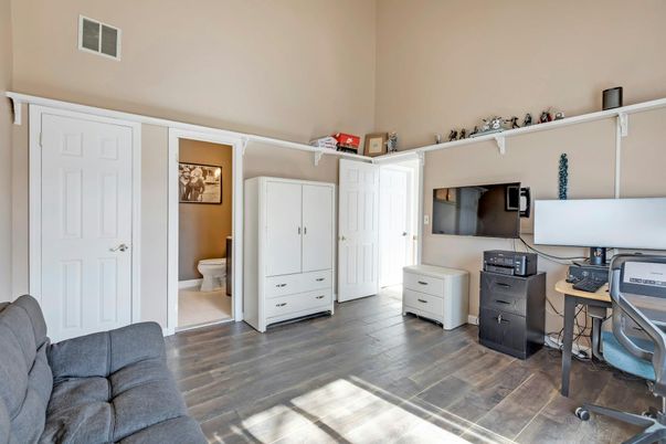 Bathroom, Home Office, Interior, Wood Texture Flooring