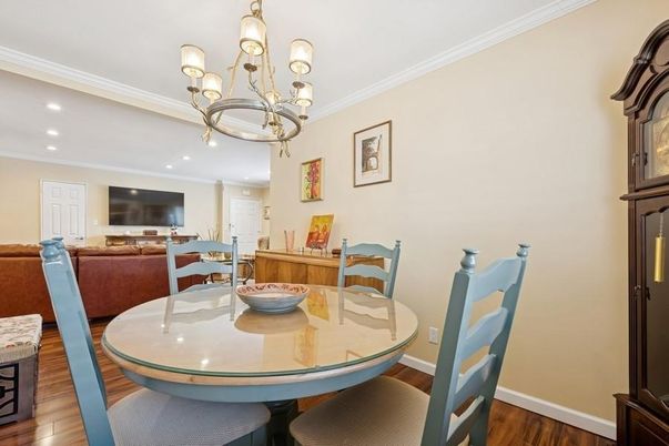 Chandelier, Dining room, Interior, Living room, Recessed Lighting, Wood Texture Flooring