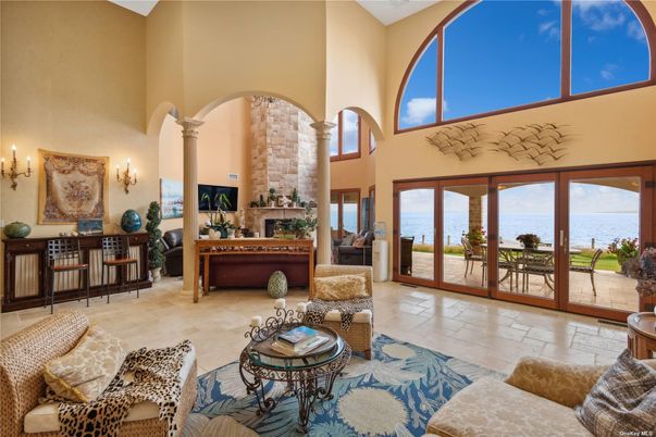 Fireplace, Interior, Living room