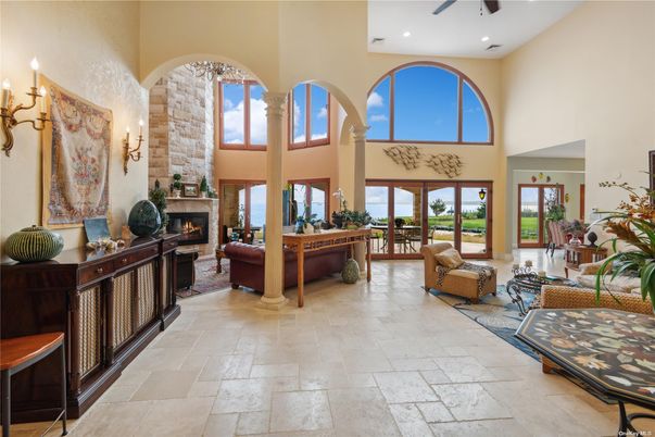 Fireplace, Interior, Living room, Recessed Lighting