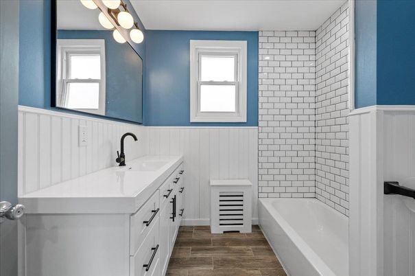 Bathroom, Dual Sink Vanities, Interior, Wood Texture Flooring