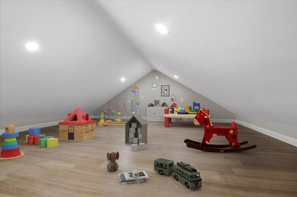 Interior, Recessed Lighting, Wood Texture Flooring