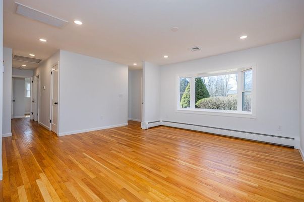 Empty room, Interior, Recessed Lighting, Wood Texture Flooring