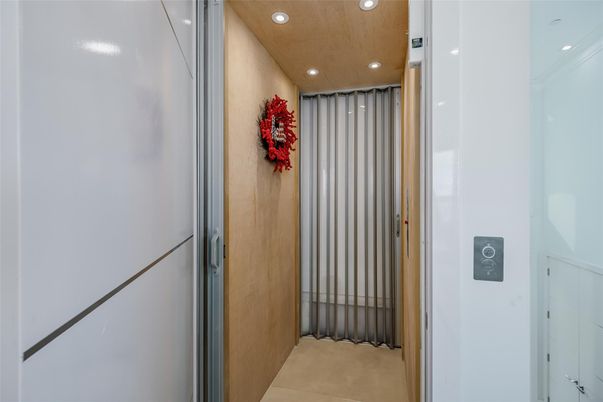 Elevator, Interior, Recessed Lighting