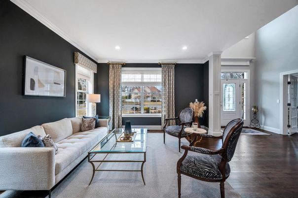 Interior, Living room, Recessed Lighting, Wood Texture Flooring
