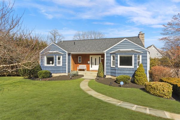Backyard, Exterior, Facade, Cape Cod