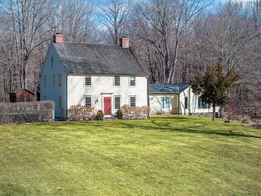 Backyard, Exterior, Facade, Georgian