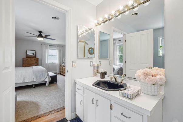 Bathroom, Bedroom, Interior