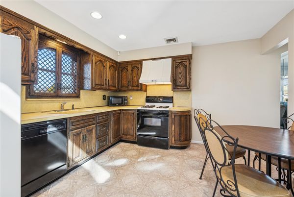 Dining room, Interior, Kitchen, Recessed Lighting