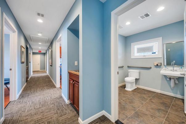 Bathroom, Interior, Recessed Lighting