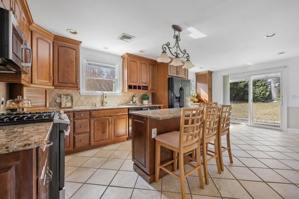 Chandelier, Interior, Kitchen, Recessed Lighting