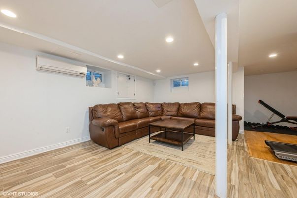 Fitness Equipment, Interior, Living room, Piano, Recessed Lighting, Wood Texture Flooring
