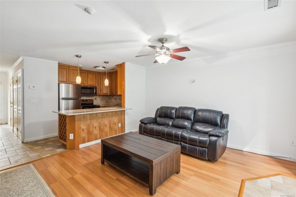 Interior, Kitchen, Living room, Pendant Lights, Stainless Steel Appliances, Wood Texture Flooring