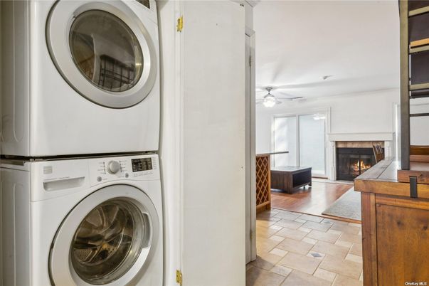 Fireplace, Interior, Living room, Utility Closets, Washer
