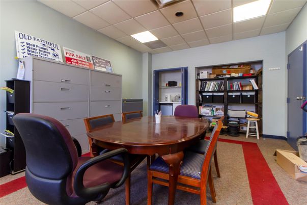 Dining room, Interior, Recessed Lighting