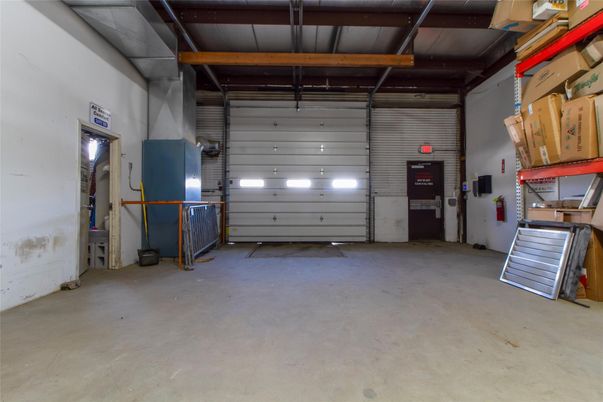 Garage, Interior