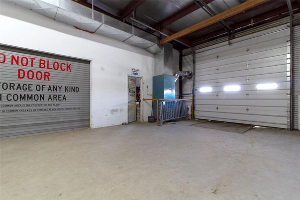 Garage, Interior