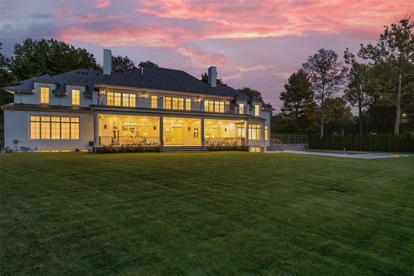 Backyard, Exterior, Facade, French Provincial