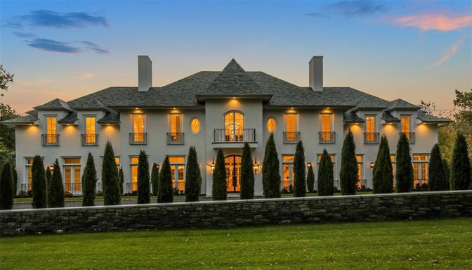 Backyard, Exterior, Facade, French Provincial