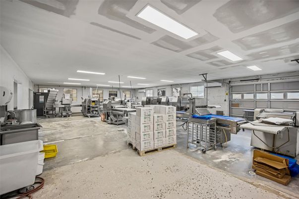 Fitness Equipment, Interior, Recessed Lighting