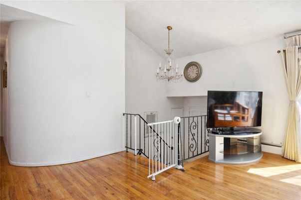 Chandelier, Interior, Wood Texture Flooring