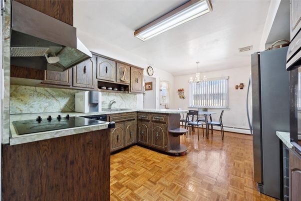 Chandelier, Dining room, Interior, Kitchen, Wood Texture Flooring