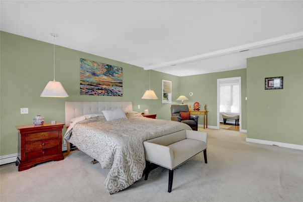 Bedroom, Interior, Pendant Lights