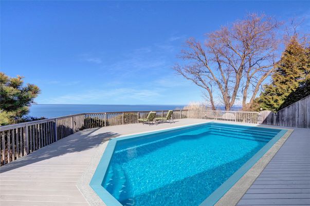 Exterior, Pool, Water