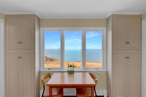 Dining room, Interior, Water