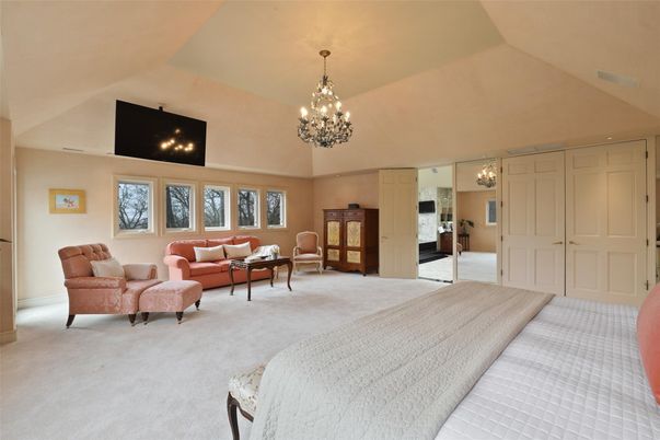 Bedroom, Chandelier, Interior, Living room