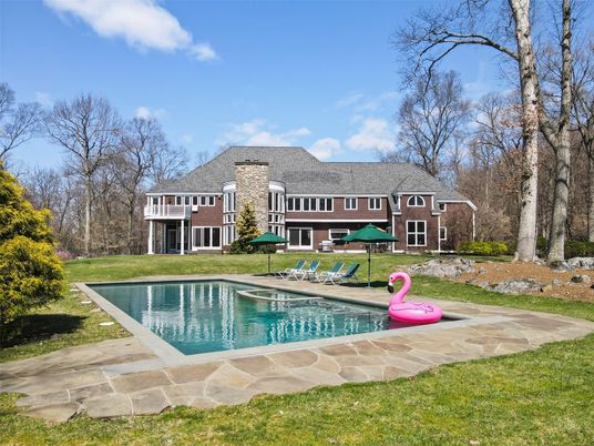 Backyard, Exterior, Pool