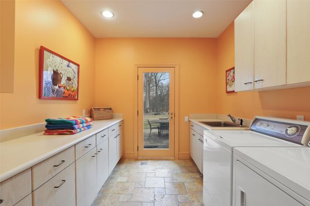 Interior, Recessed Lighting, Washer