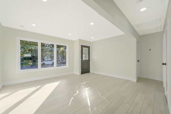 Empty room, Interior, Recessed Lighting, Wood Texture Flooring
