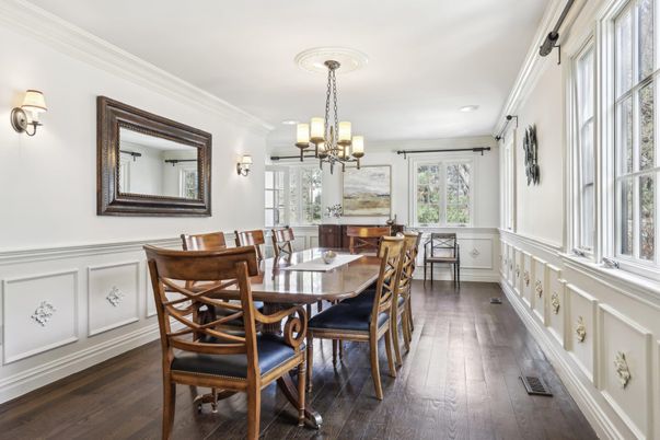 Chandelier, Dining room, Interior, Recessed Lighting, Wood Texture Flooring