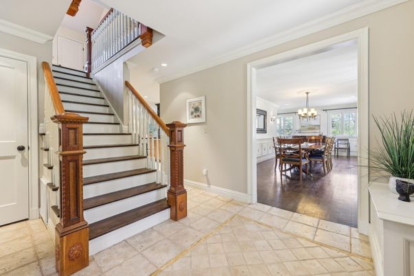 Chandelier, Dining room, Interior, Recessed Lighting, Wood Texture Flooring