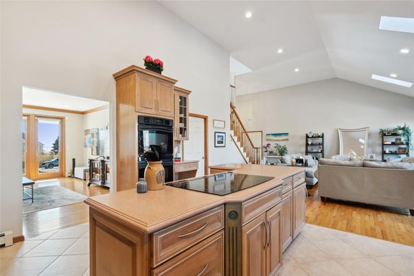 Interior, Kitchen, Living room, Recessed Lighting, Wood Texture Flooring