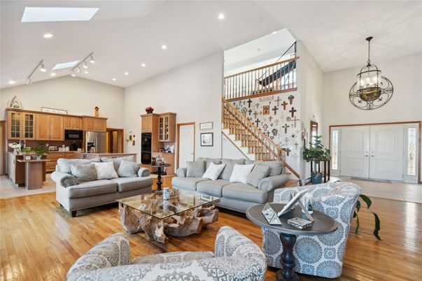 Interior, Kitchen, Living room, Pendant Lights, Recessed Lighting, Stainless Steel Appliances, Wood Texture Flooring