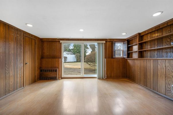 Empty room, Interior, Recessed Lighting, Wood Texture Flooring, Wooden Walls