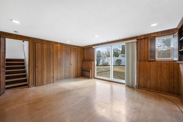 Empty room, Interior, Recessed Lighting, Wood Texture Flooring, Wooden Walls
