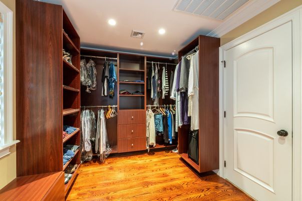 Interior, Recessed Lighting, Walk-in Closets, Wood Texture Flooring