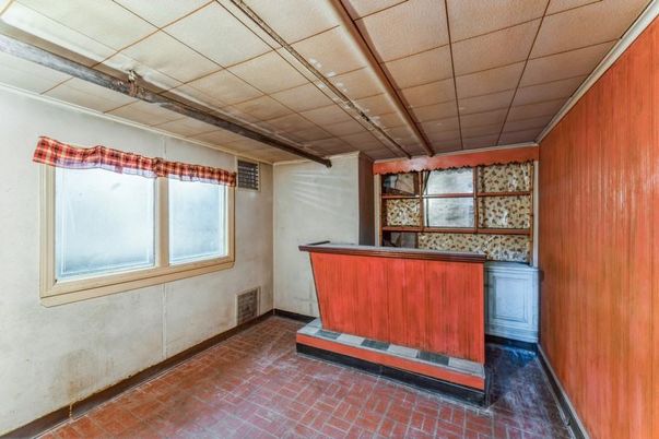 Interior, Wooden Walls