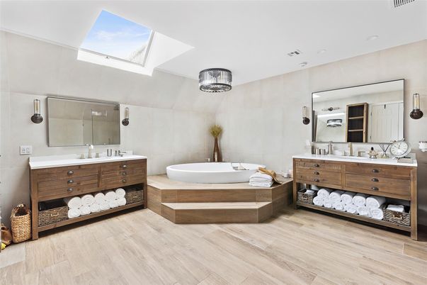 Bathroom, Dual Sink Vanities, Interior, Wood Texture Flooring
