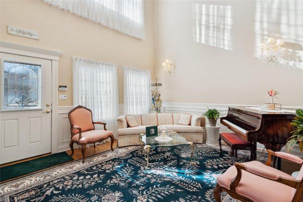 Interior, Living room, Piano